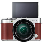 Компания Fujifilm сегодня представила новую беззеркальную камеру начального уровня X-A3.